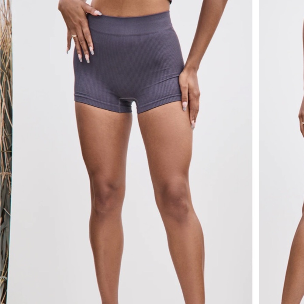 Prettylittlething Grey Basic Structured Snatched … - image 1